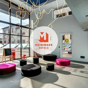 2* מלון Meininger Centre Berthelot