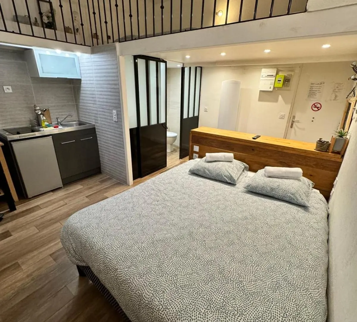 Apartment Charming Studio For 2 Guests Quai De Saone Lyon